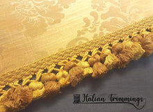 Load image into Gallery viewer, Onion tassel fringe. col. ancient gold. Hand knotted San Leucio. Price per linear meter
